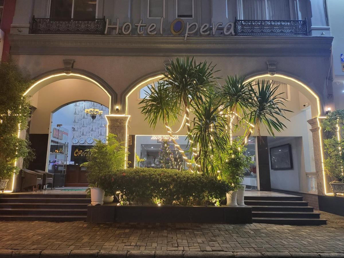 Opera Hotel Ho Chi Minh-stad Buitenkant foto